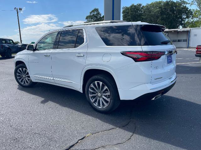Used 2023 Chevrolet Traverse Premier FWD image 10