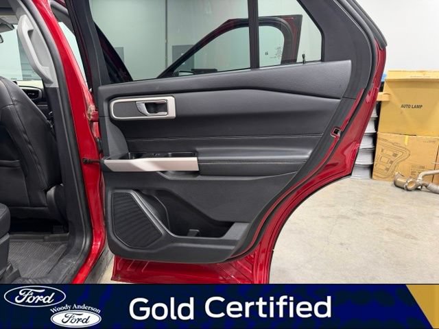 Certified 2023 Ford Explorer XLT w/ Equipment Group 202A AWD/4WD image 25