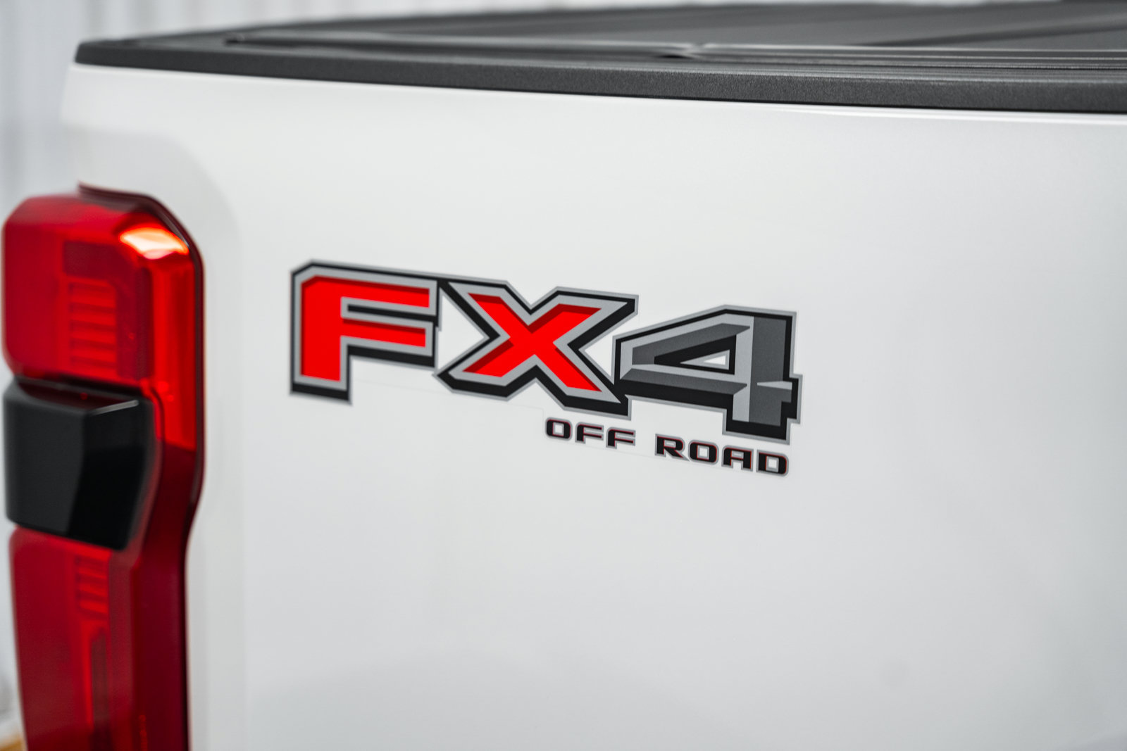 Certified 2024 Ford F250 Lariat w/ Lariat Ultimate Package AWD/4WD image 19