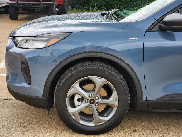 Certified 2025 Ford Escape ST-Line w/ Equipment Group 301A FWD image 8