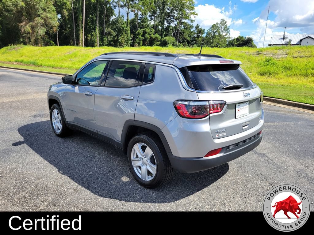 Used 2022 Jeep Compass Latitude w/ Convenience Group AWD/4WD image 4