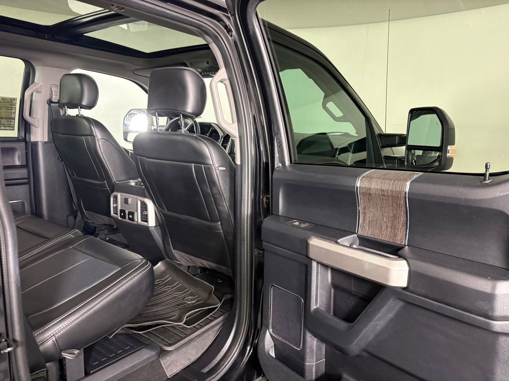 Certified 2021 Ford F350 Lariat w/ Lariat Ultimate Package AWD/4WD image 32
