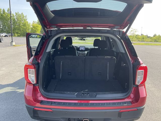 Certified 2022 Ford Explorer XLT w/ Class IV Trailer Tow Package AWD/4WD image 24