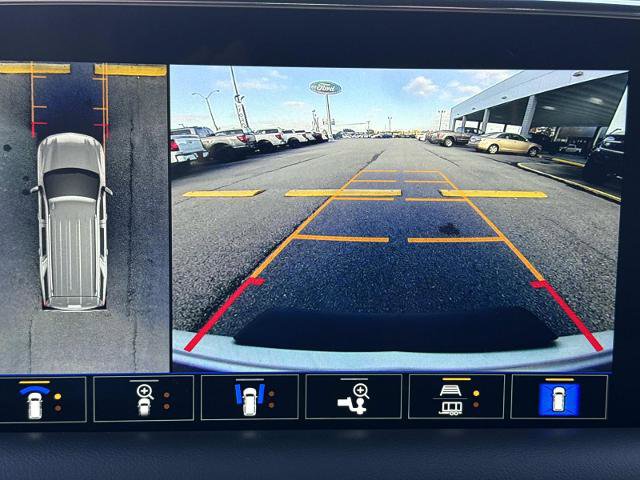 Used 2021 Chevrolet Suburban High Country image 28