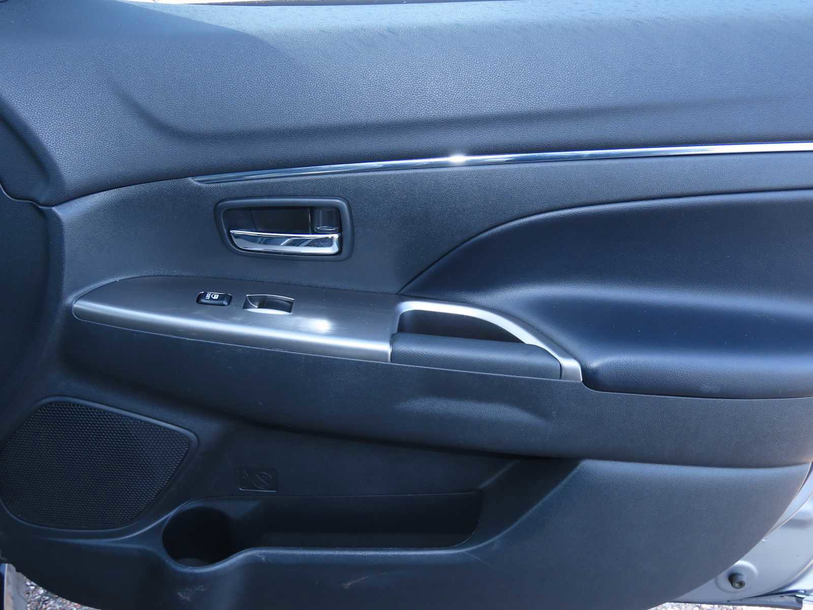 Used 2024 Mitsubishi Outlander Sport SE image 21