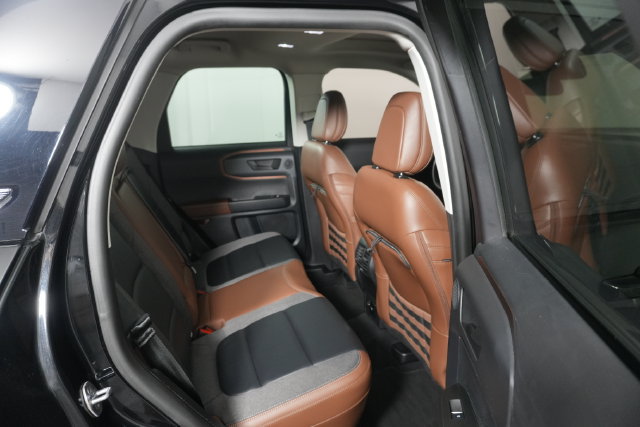 Certified 2023 Ford Bronco Sport Outer Banks w/ Tech Package AWD/4WD image 29