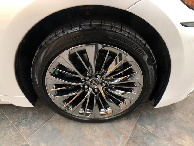 Used 2019 Lexus LS 500 AWD image 9