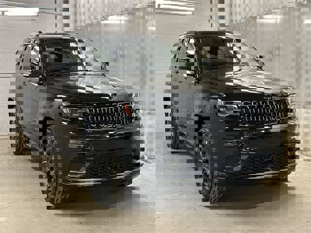 Used 2021 Jeep Grand Cherokee High Altitude image 7