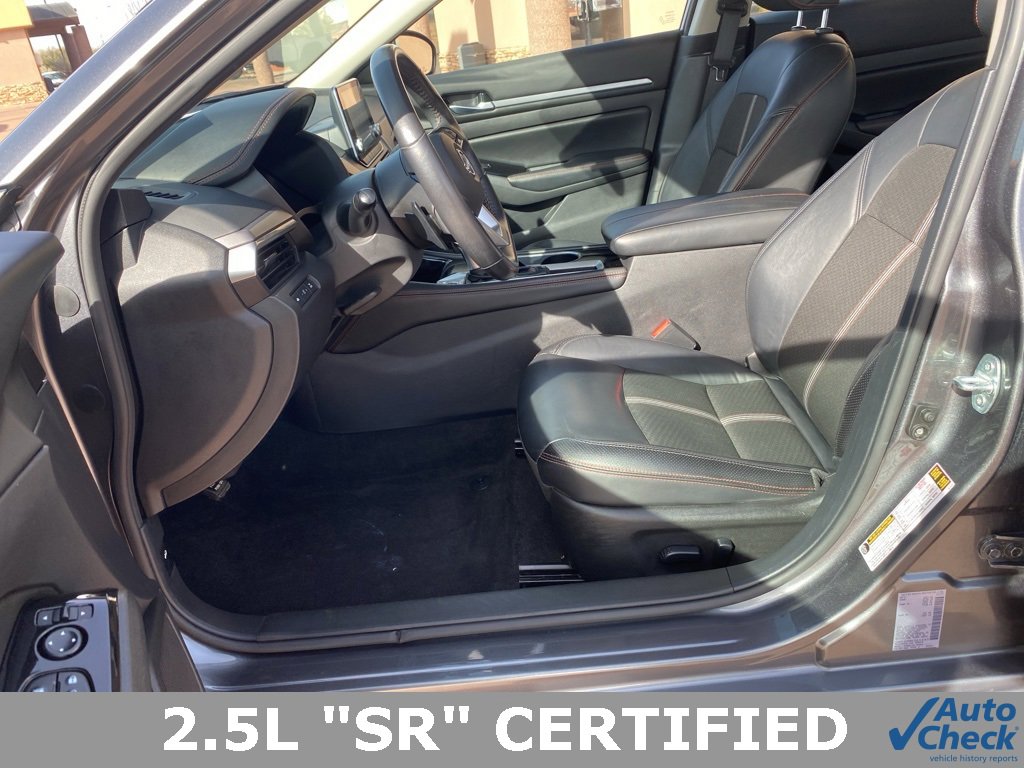 Used 2024 Nissan Altima 2.5 SR image 23