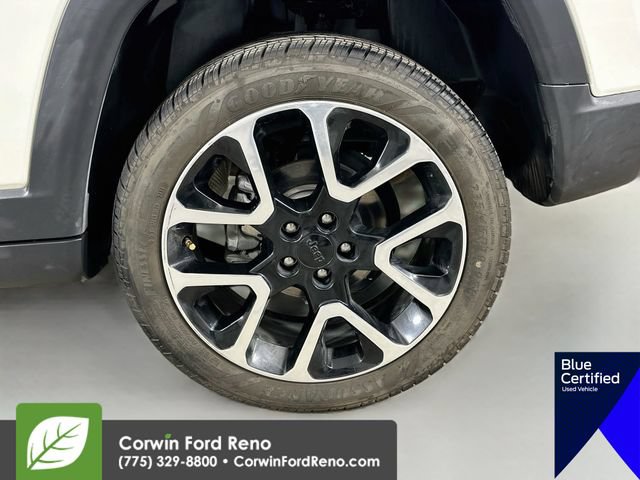 Used 2017 Jeep Compass Limited w/ Navigation Group AWD/4WD image 35