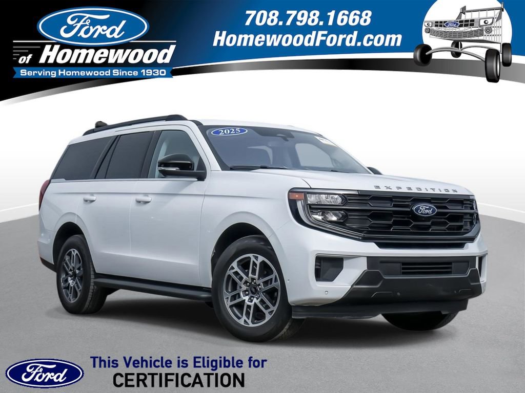 Certified 2025 Ford Expedition Active AWD/4WD image 1
