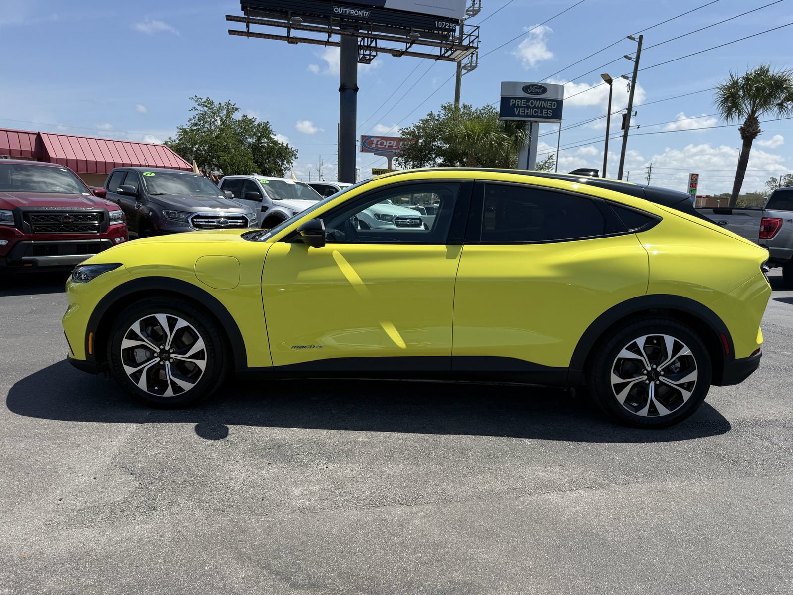 Certified 2025 Ford Mustang Mach-E Select w/ Comfort Package Lite RWD image 8