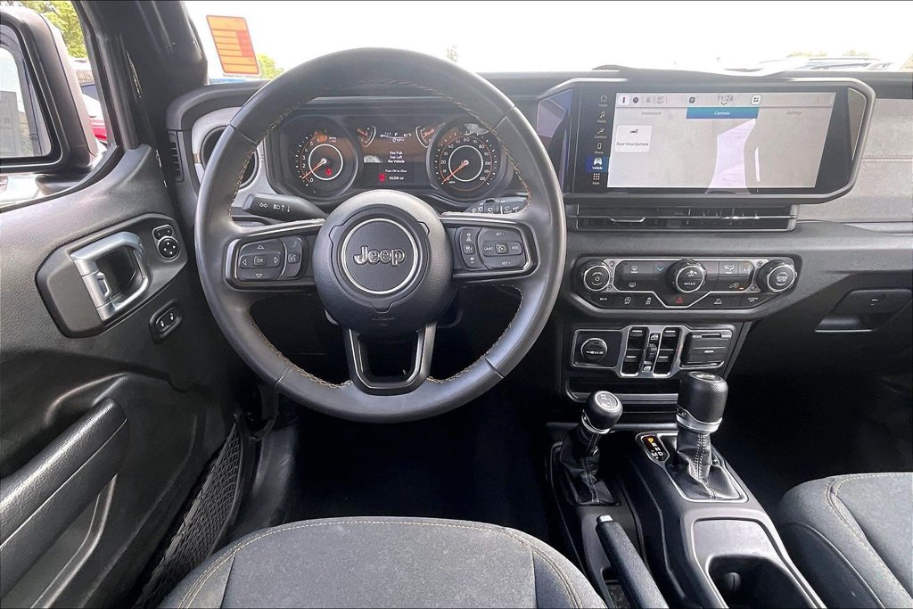 Used 2024 Jeep Wrangler Unlimited Sport AWD/4WD image 4