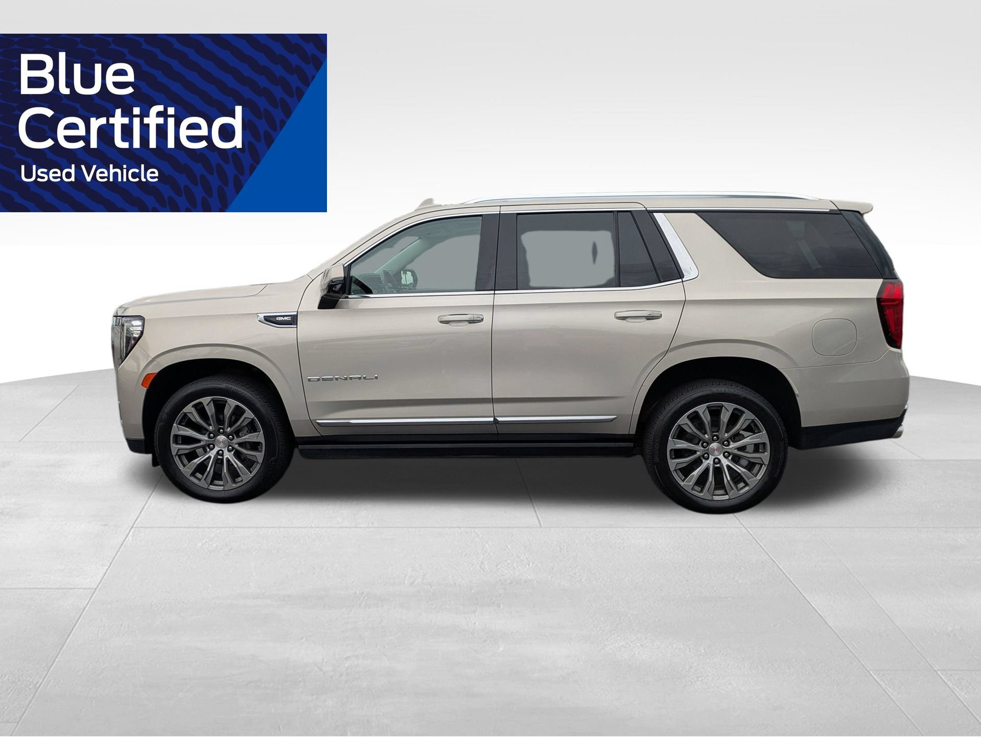Used 2021 GMC Yukon Denali w/ Denali Premium Package AWD/4WD image 9