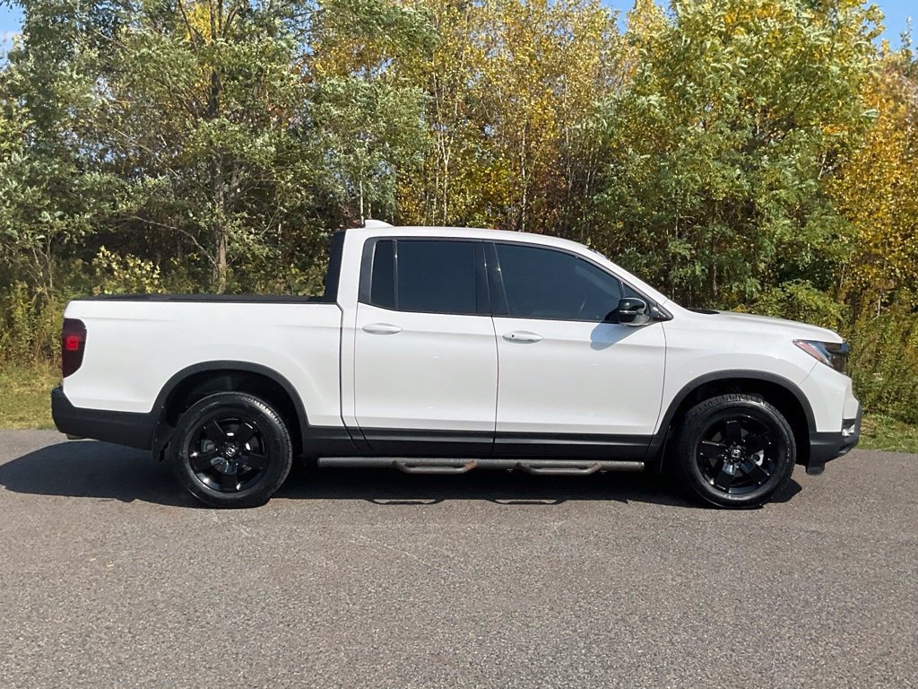 Used 2025 Honda Ridgeline Black Edition image 27