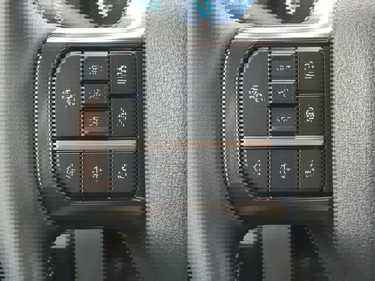 Certified 2024 Ford F450 Platinum w/ FX4 Off-Road Package image 24