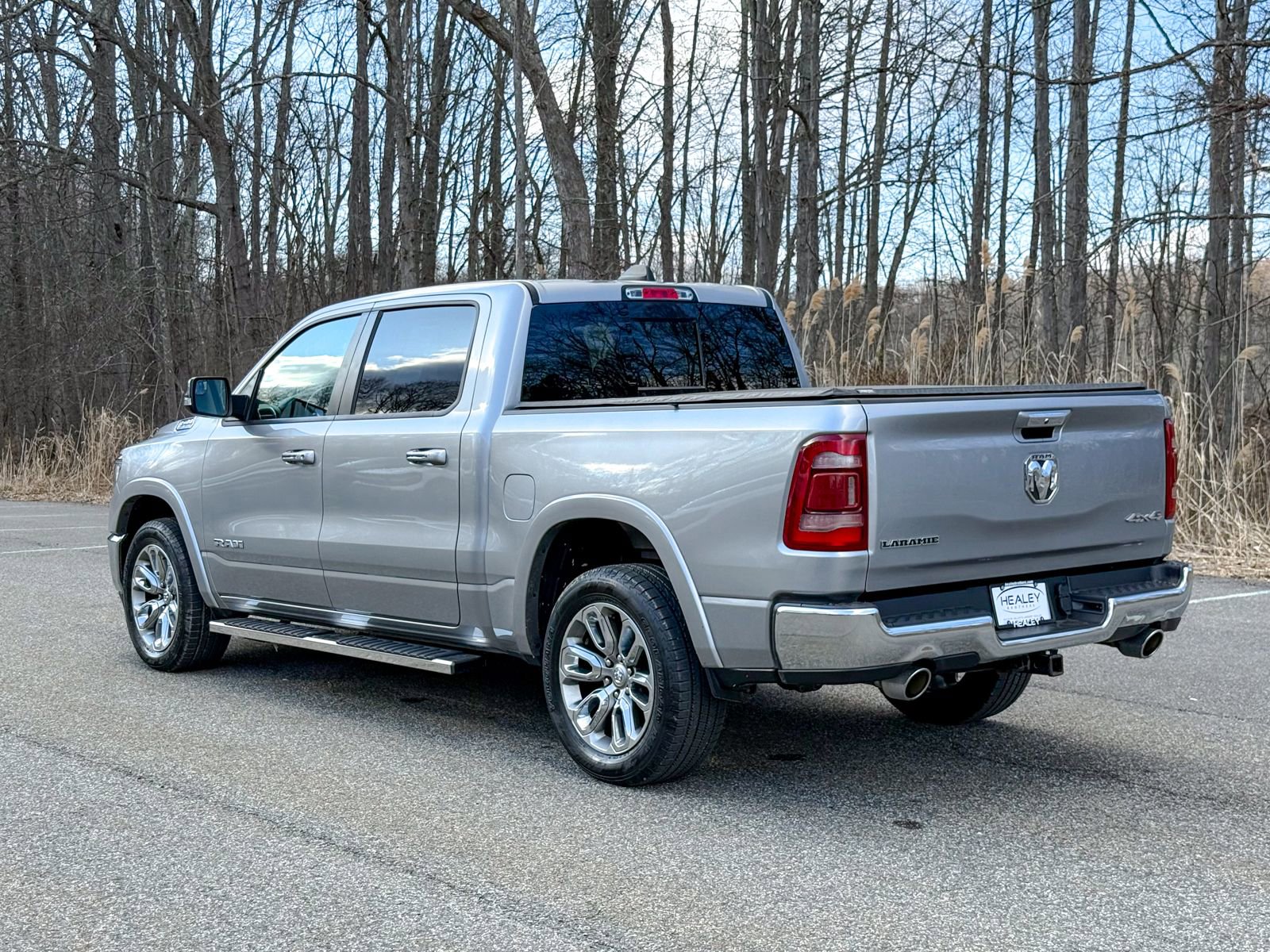 Used 2021 RAM 1500 Laramie AWD/4WD image 4
