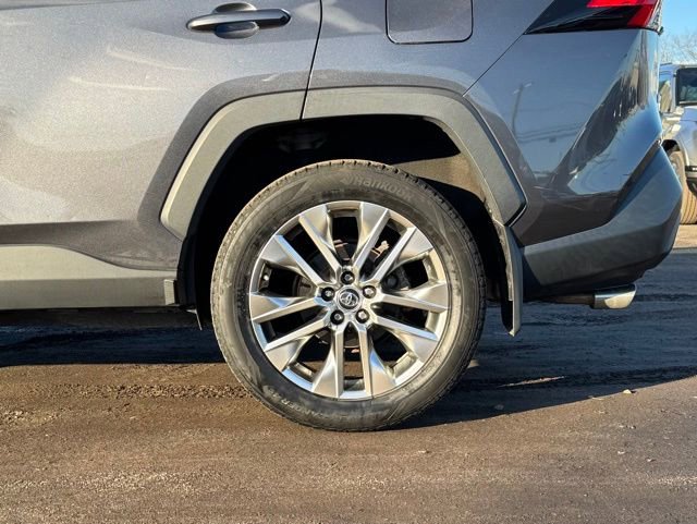 Used 2019 Toyota RAV4 XLE Premium w/ All Weather Liner Package AWD/4WD image 11