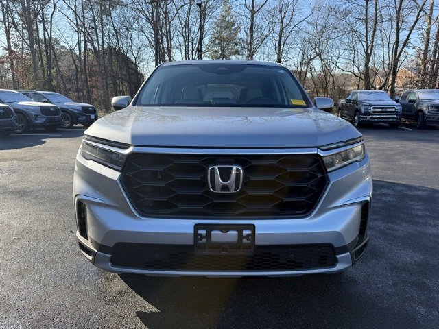 Used 2025 Honda Pilot EX-L image 8
