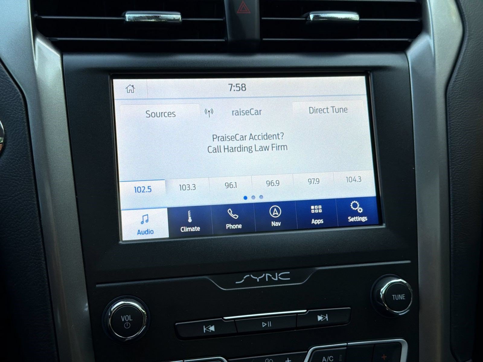Certified 2020 Ford Fusion SE FWD image 22