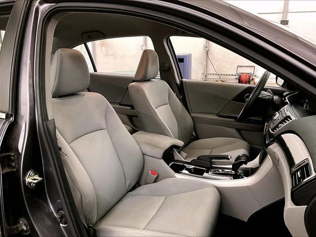 Used 2017 Honda Accord LX image 7