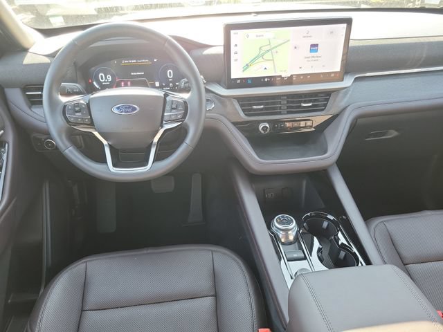 Certified 2026 Ford Explorer Platinum w/ LUX Leather Package AWD/4WD image 24
