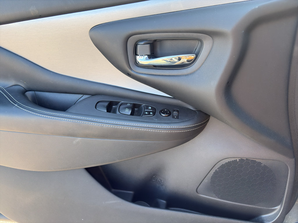 Used 2021 Nissan Murano SV FWD image 9