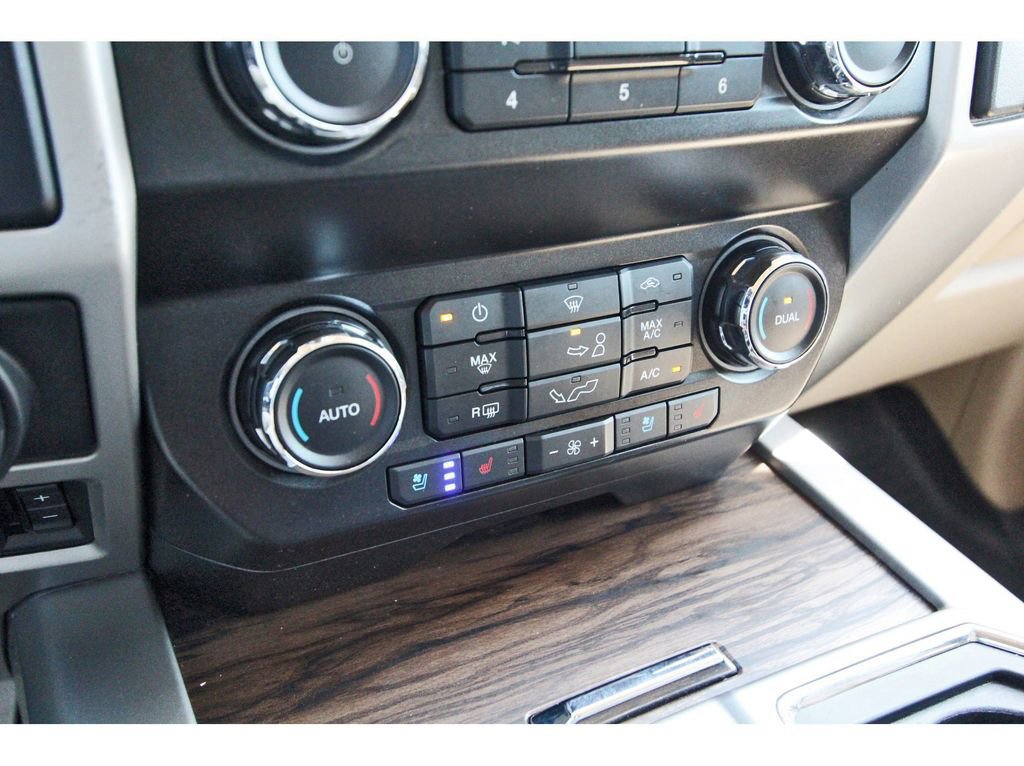 Certified 2019 Ford F150 Lariat image 23