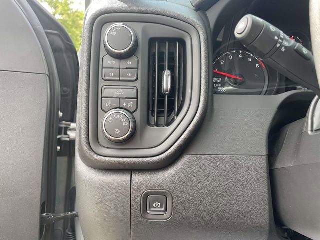 Used 2025 Chevrolet Silverado 1500 Custom Trail Boss AWD/4WD image 25