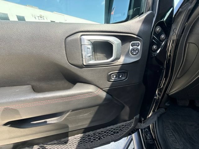 Used 2022 Jeep Wrangler Unlimited Rubicon w/ Xtreme Recon 35" Tire Package AWD/4WD image 56