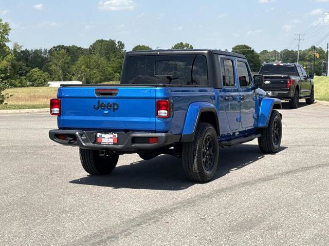 Used 2024 Jeep Gladiator Sport AWD/4WD image 5