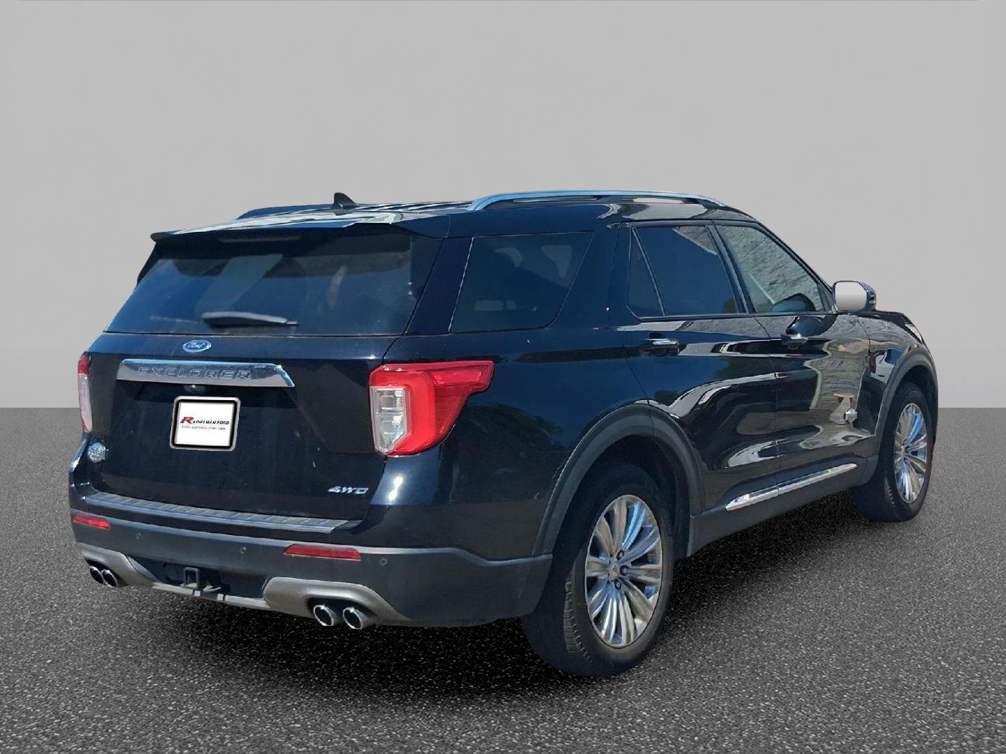 Certified 2022 Ford Explorer King Ranch w/ Premium Technology Package AWD/4WD image 8
