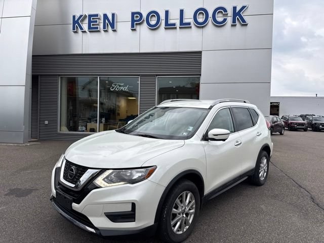 Used 2018 Nissan Rogue SV w/ Premium Package AWD/4WD image 2