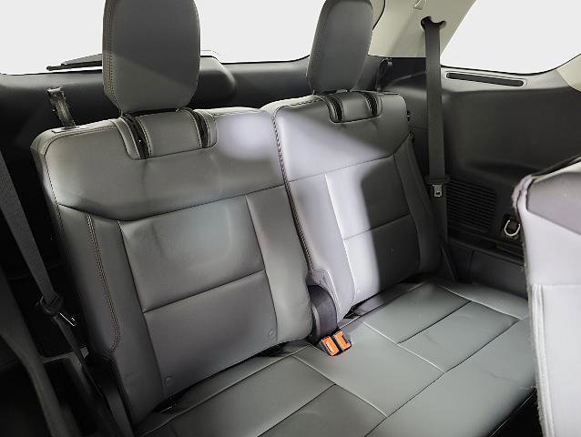 Certified 2025 Ford Explorer Active w/ Active Comfort Package image 10