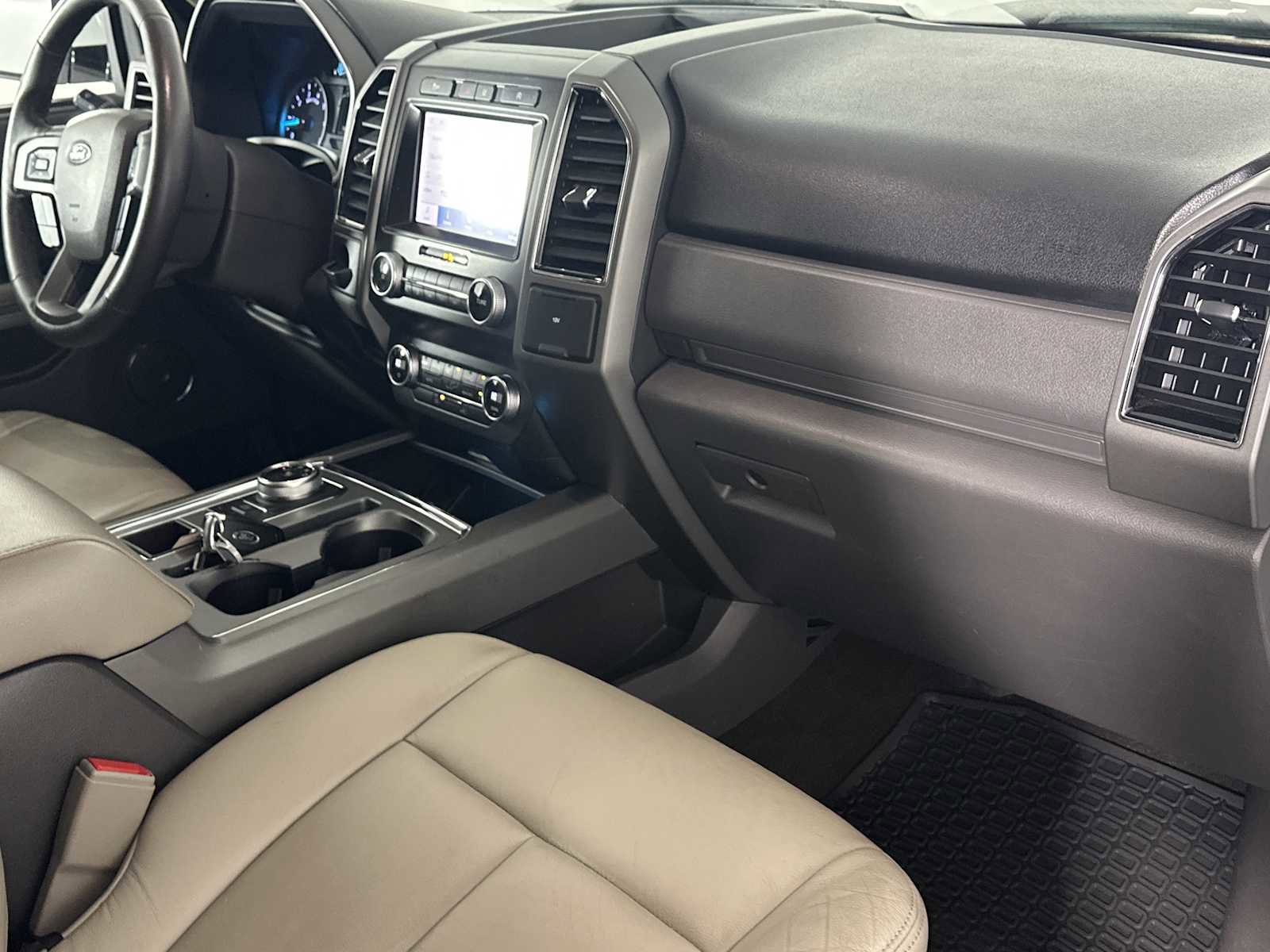 Certified 2020 Ford Expedition XLT RWD image 14