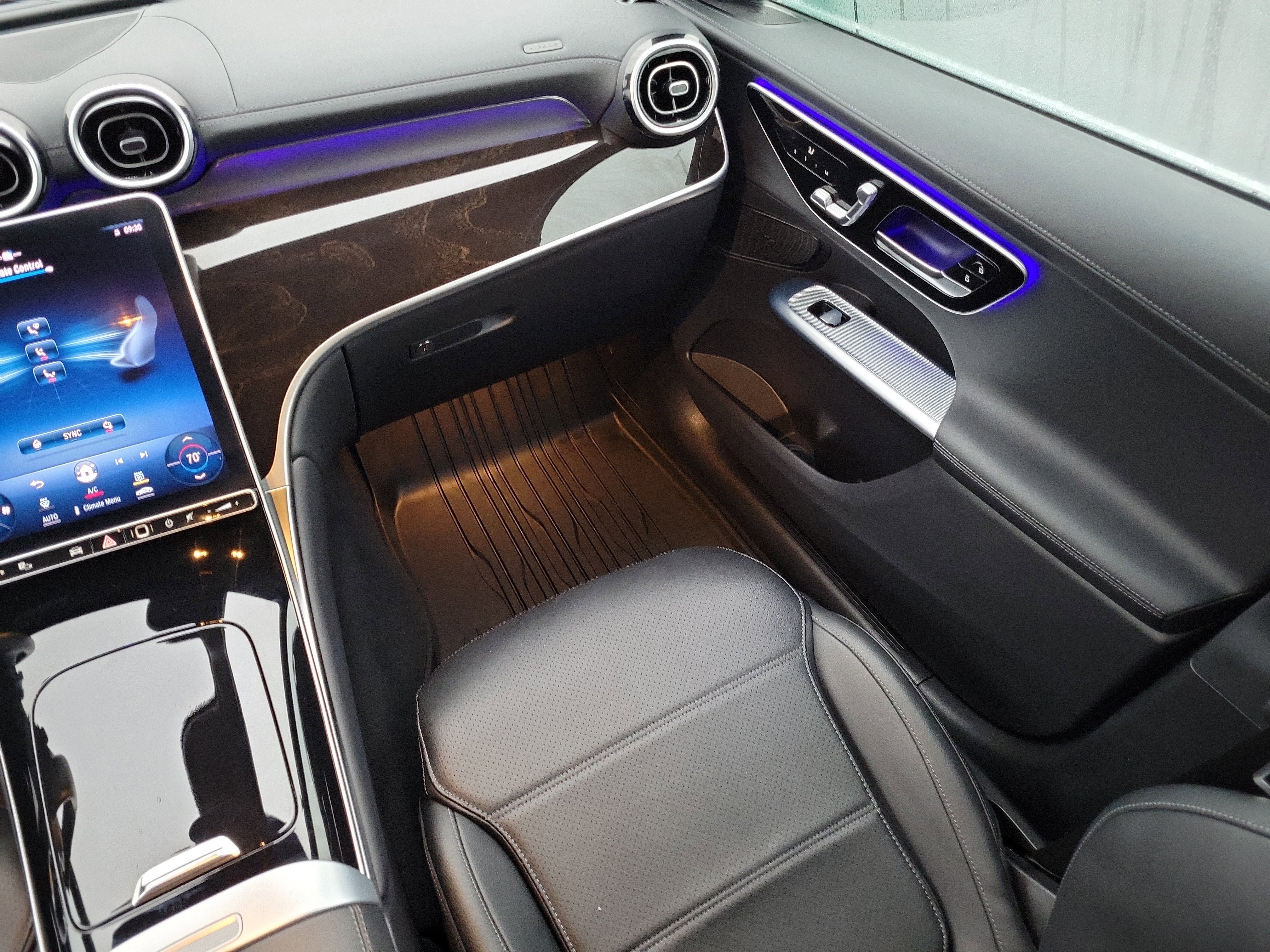 Used 2023 Mercedes-Benz GLC 300 4MATIC image 15