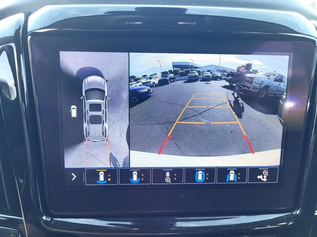 Used 2021 Chevrolet Traverse Premier w/ Redline Edition AWD/4WD image 18
