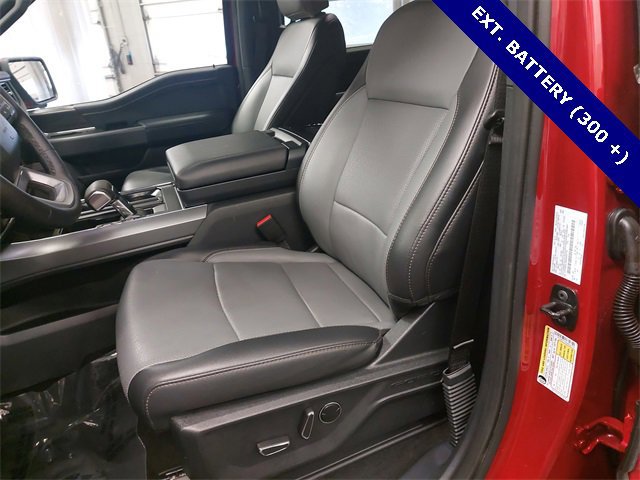 Certified 2025 Ford F150 Lightning Lariat w/ Max Trailer Tow Package image 15