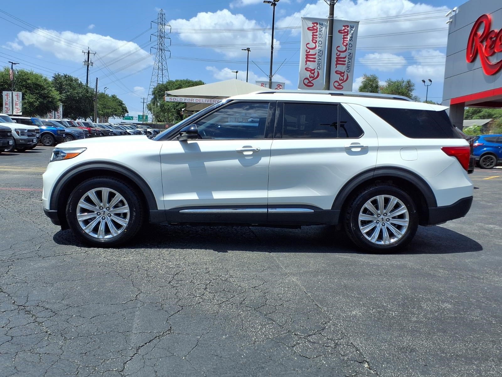 Certified 2021 Ford Explorer Limited w/ Equipment Group 301A RWD image 9