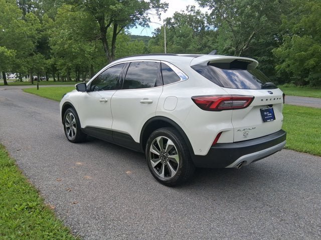 Certified 2023 Ford Escape Platinum w/ Premium Technology Package AWD/4WD image 5