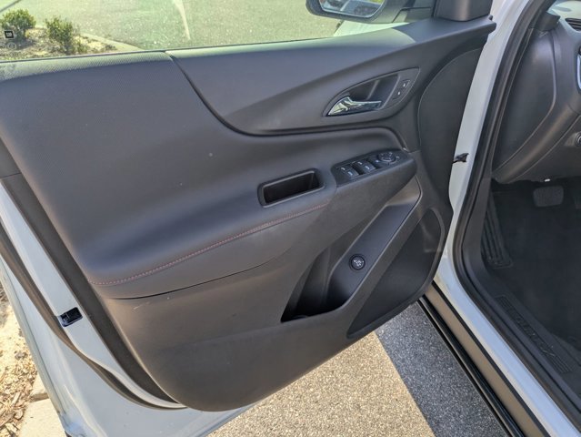 Used 2024 Chevrolet Equinox RS image 12