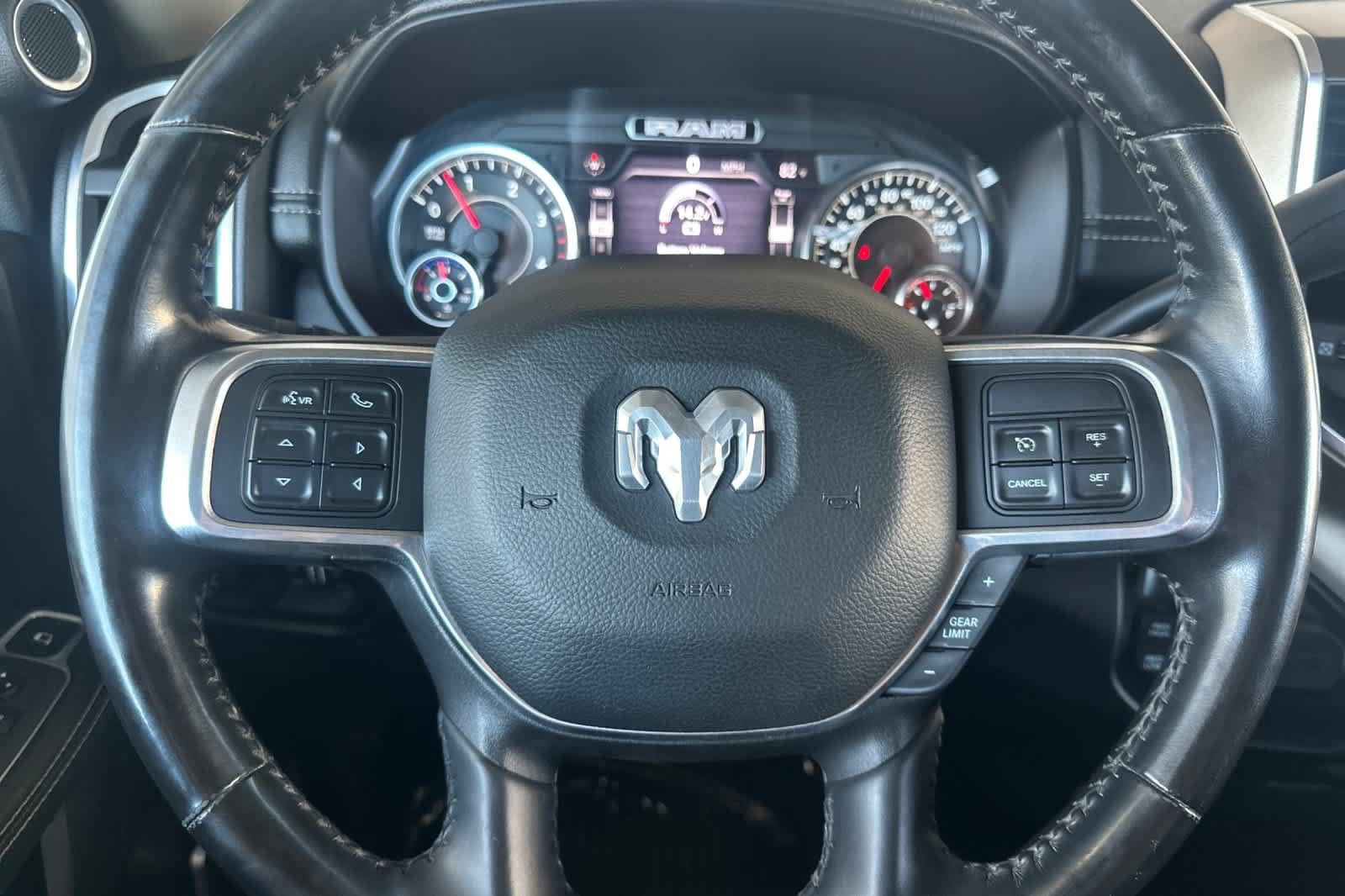 Used 2022 RAM 2500 Laramie AWD/4WD image 23
