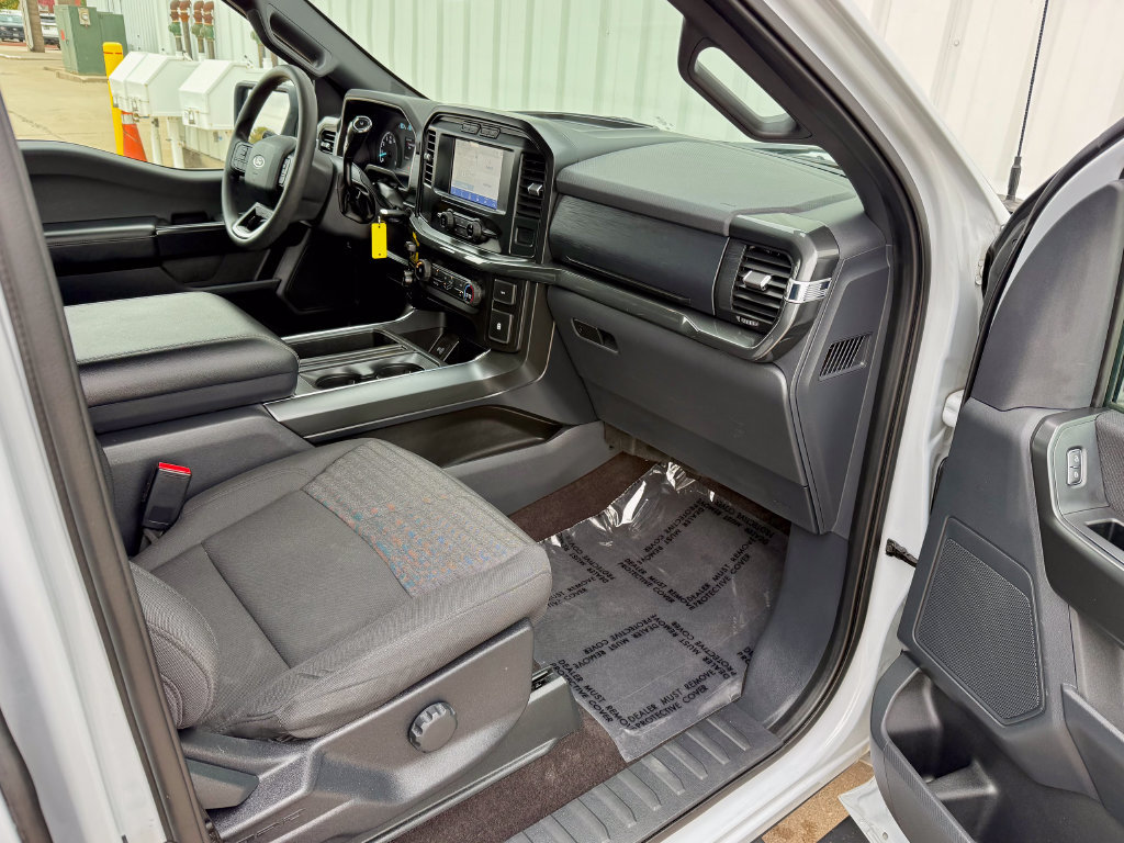 Certified 2021 Ford F150 XL w/ STX Appearance Package AWD/4WD image 18