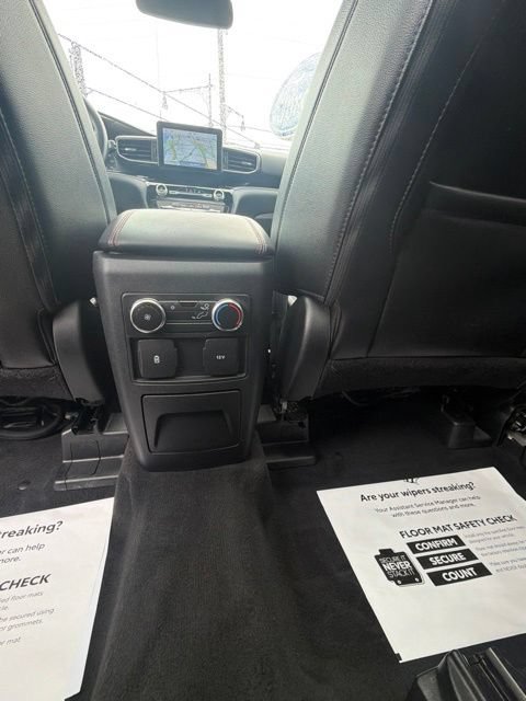 Certified 2022 Ford Explorer ST-Line AWD/4WD image 18
