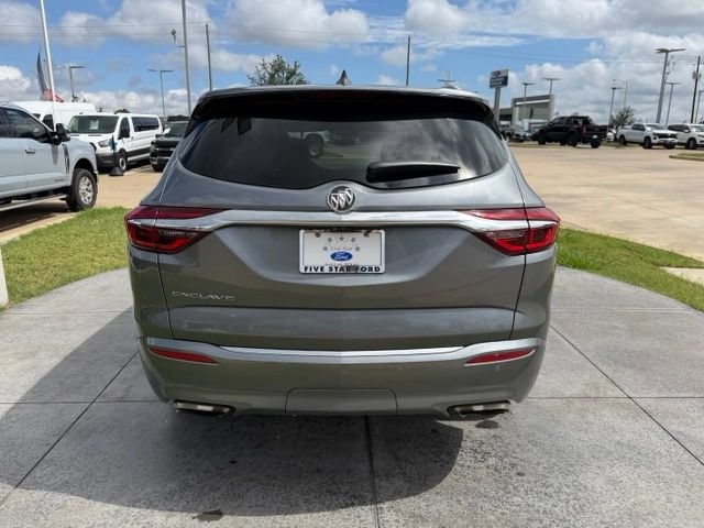 Used 2021 Buick Enclave Avenir w/ Avenir Technology Package FWD image 5