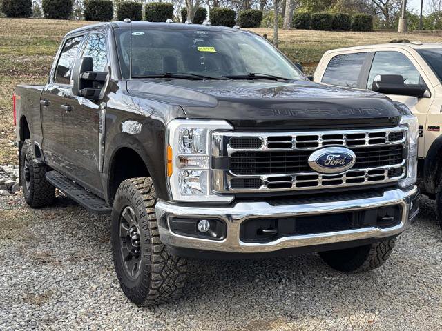 Certified 2024 Ford F250 XLT w/ Tremor Off-Road Package image 3