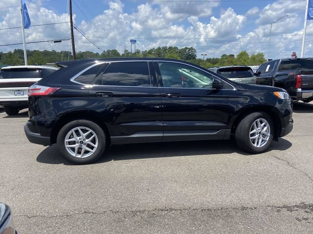 Certified 2024 Ford Edge SEL AWD/4WD image 2