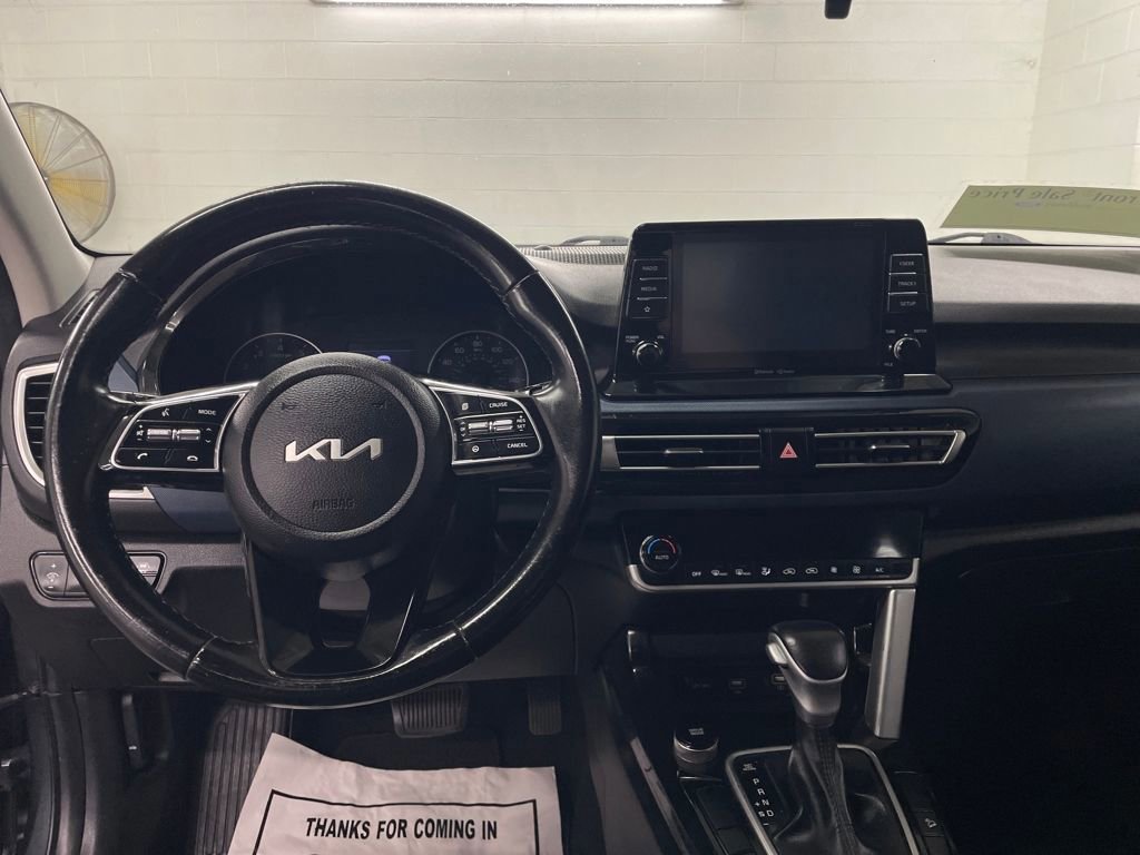Used 2023 Kia Seltos S image 13