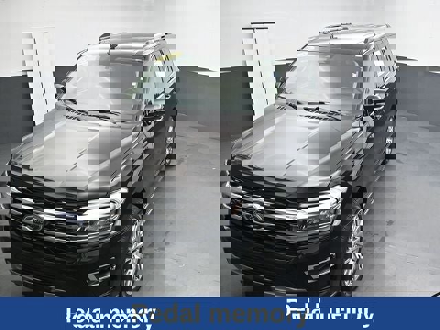 Certified 2023 Ford Expedition Limited AWD/4WD image 2