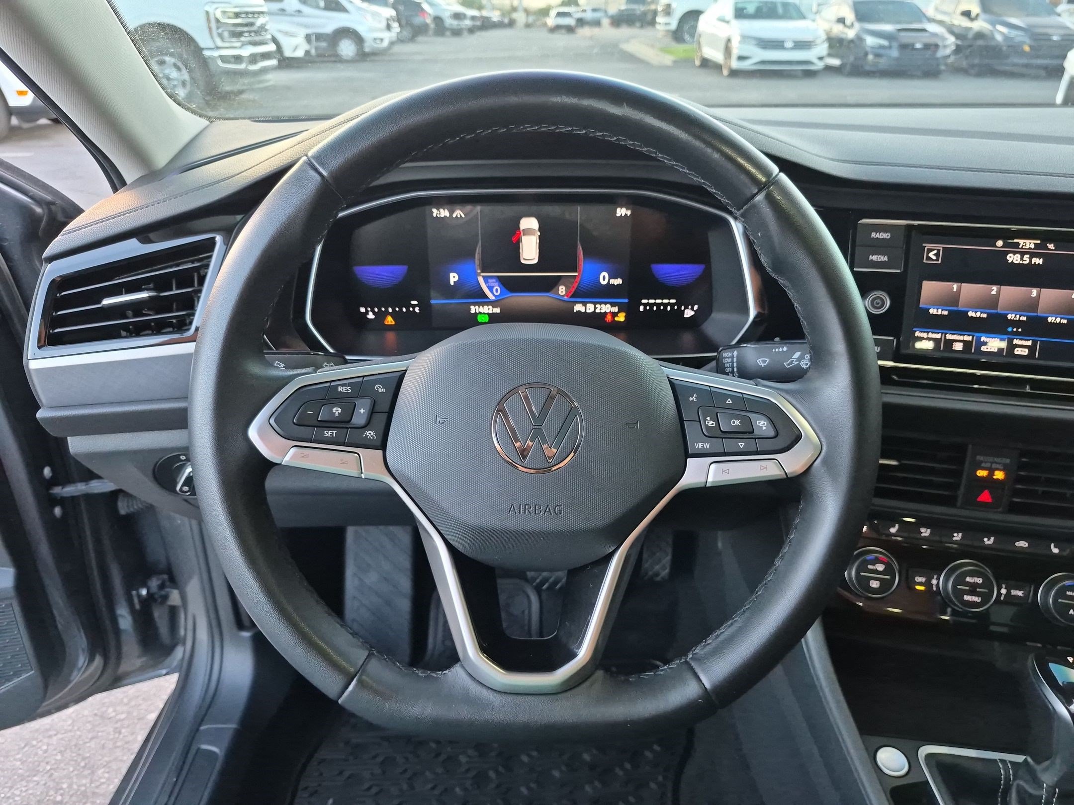 Used 2024 Volkswagen Jetta SE FWD image 20